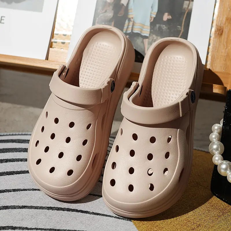 Women's Thick Sole Cave Shoes 2024 New Summer Outwear Heel Seaside Non-Slip Beach Puffin Sandals