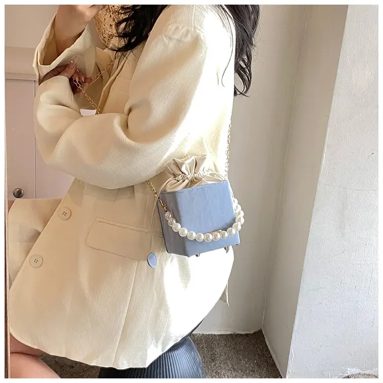 Pearl Chain Bucket Bag Women Pink 2024 Spring Summer — feature 16