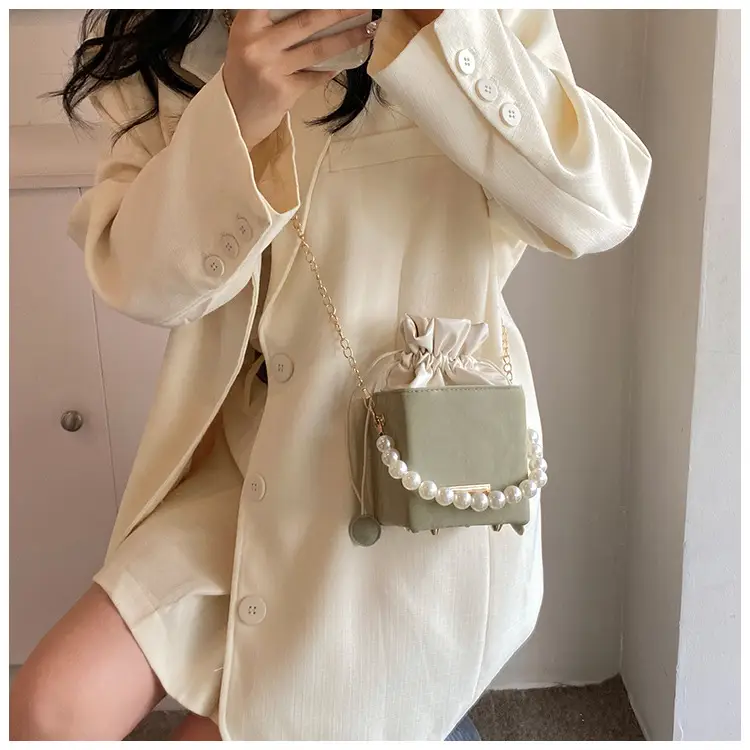 Pearl Chain Bucket Bag Women Pink 2024 Spring Summer — feature 18