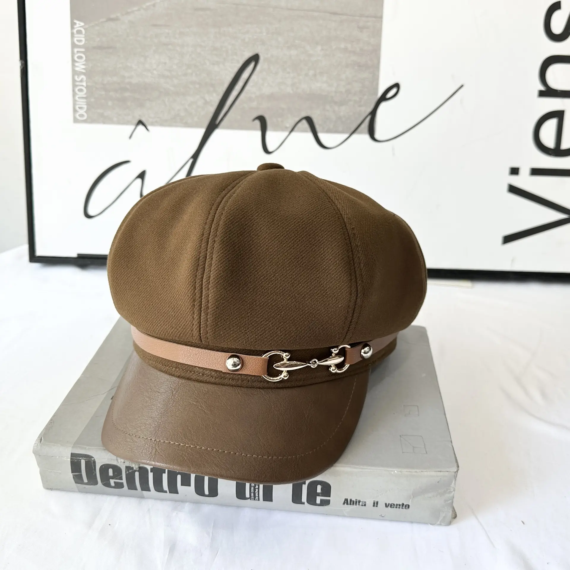Women Woolen Curved Brim Cap with Metal Buckle - Image 3