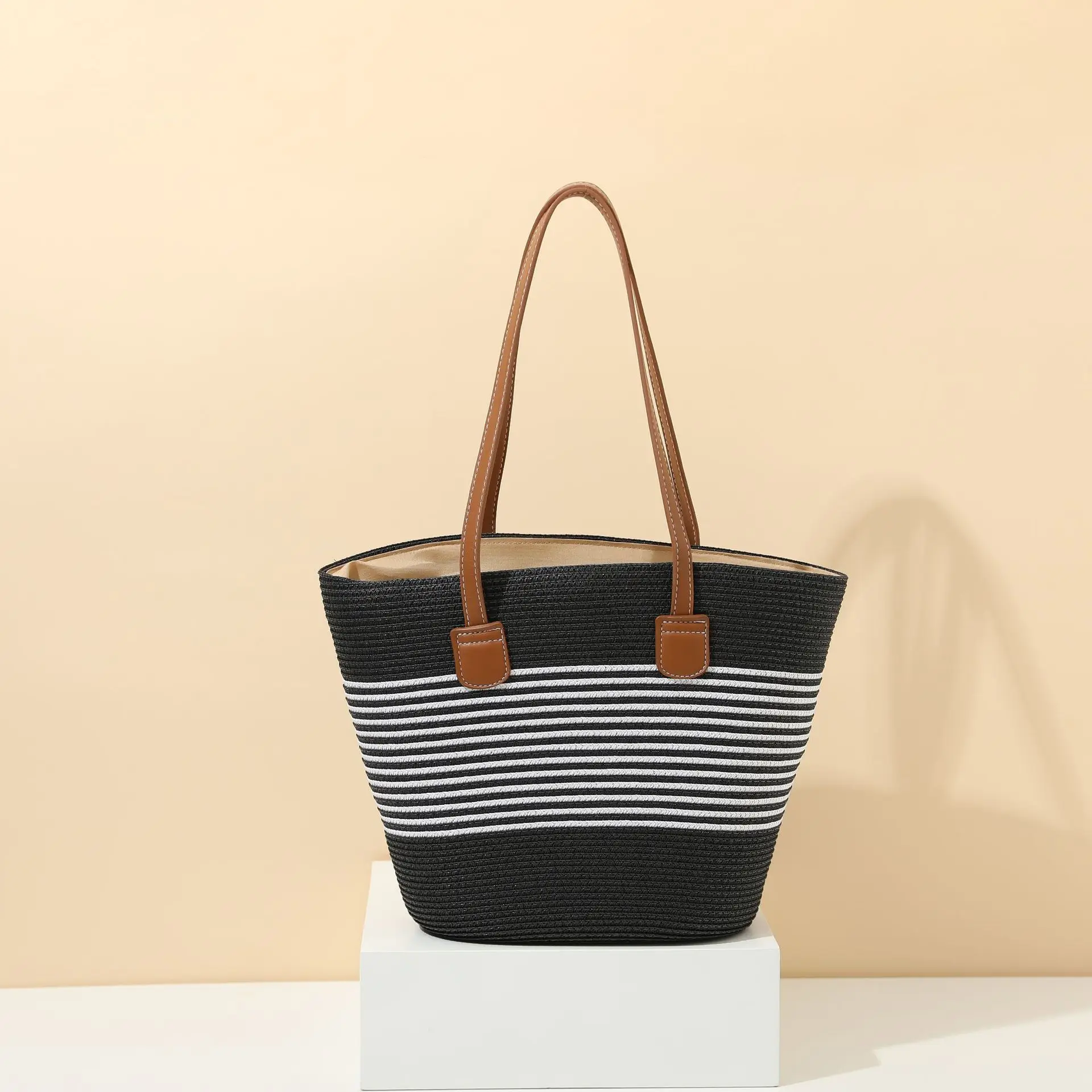 Women Large Straw Shoulder Bag 2026 Summer — feature 13