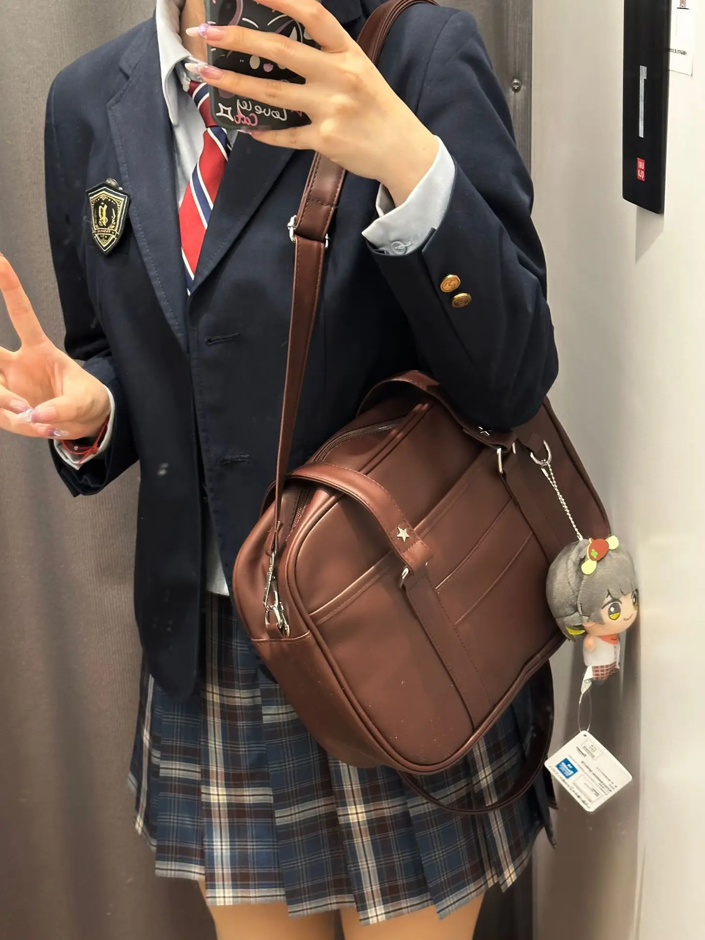 Brown PU Leather Student Schoolbag Commuter Shoulder Bag — feature 18
