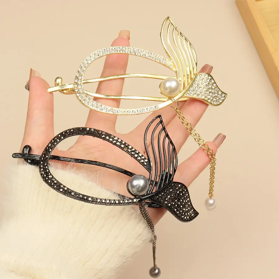 Pearl Fish Tassel Hair Clip with High Sense Tassel