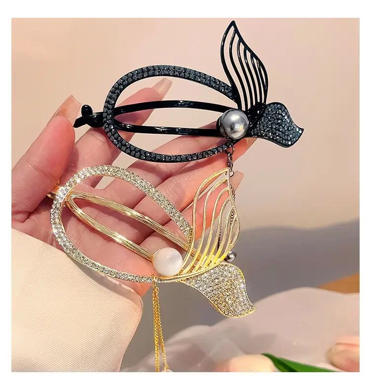 Pearl Fish Tassel Hair Clip with High Sense Tassel — feature 5