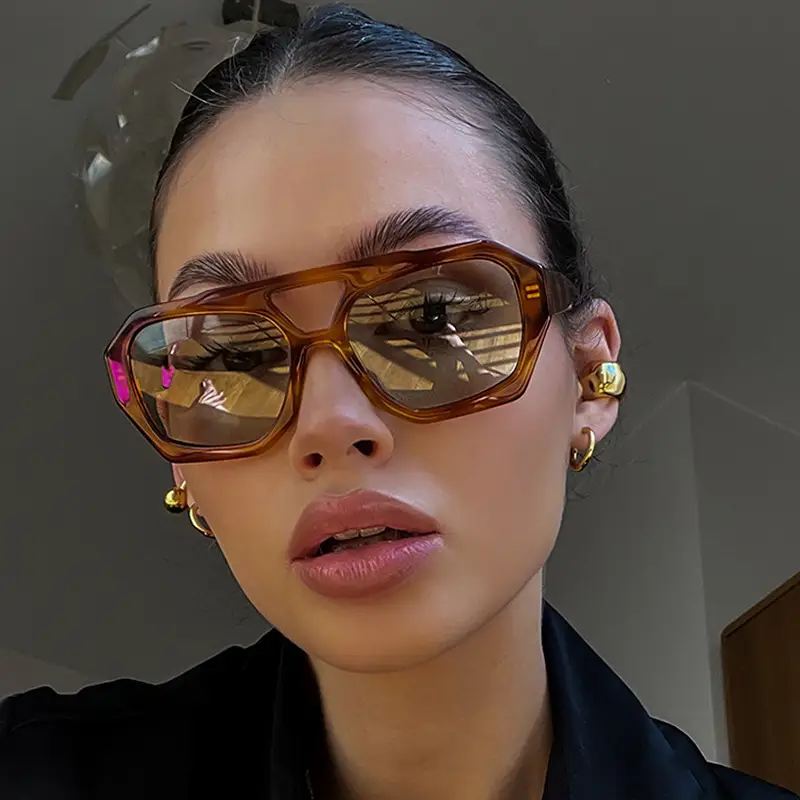 Women's Black Green Double Beam Sunglasses — feature 3
