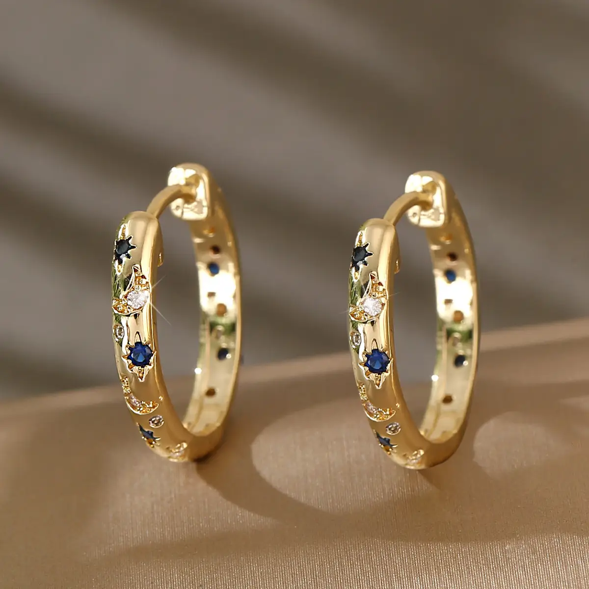 Women Moon Star Earrings Copper Real Gold Micro-inlaid Zircon — feature 2