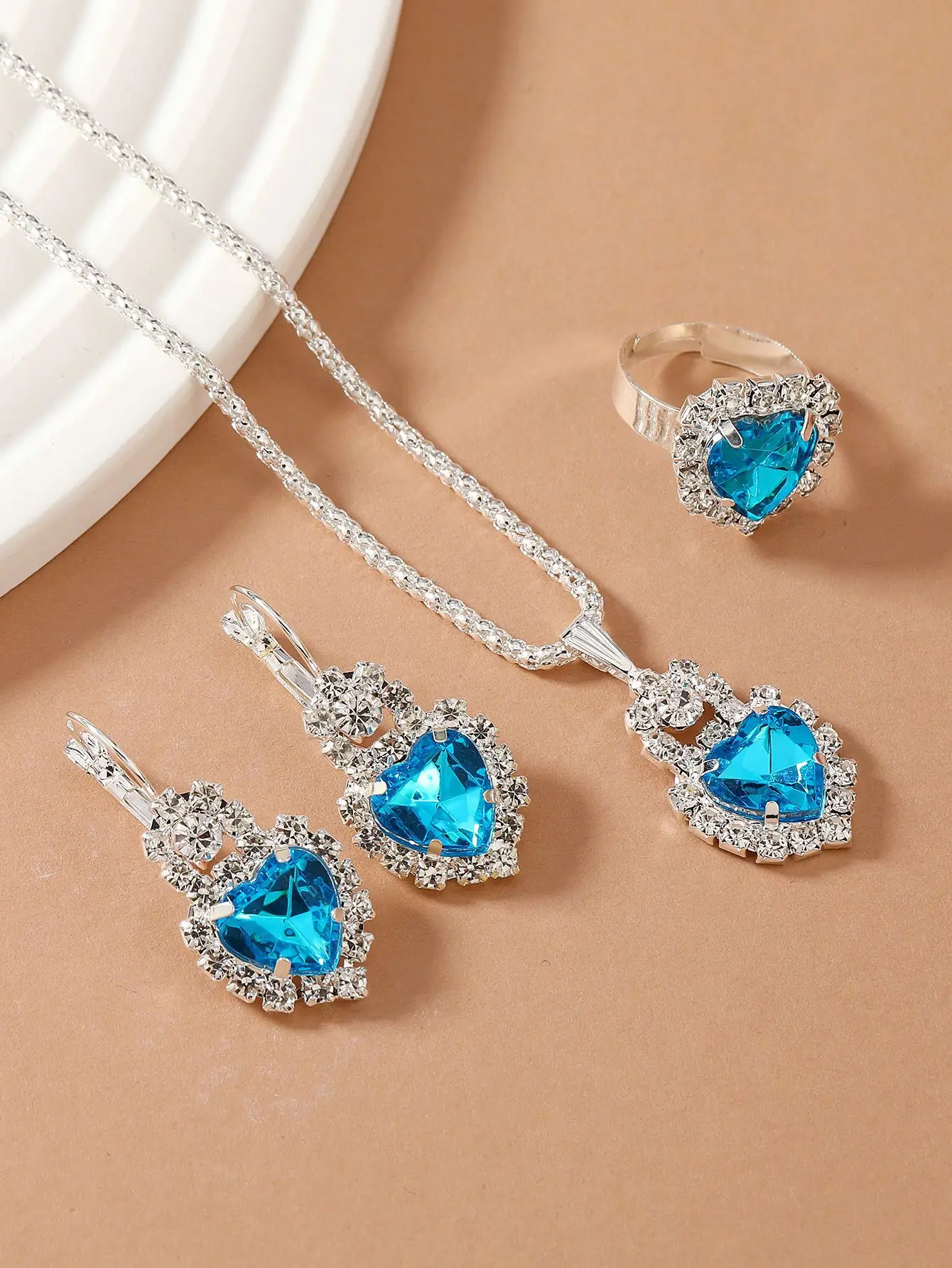Blue Sapphire Heart Jewelry Set for Women — feature 11