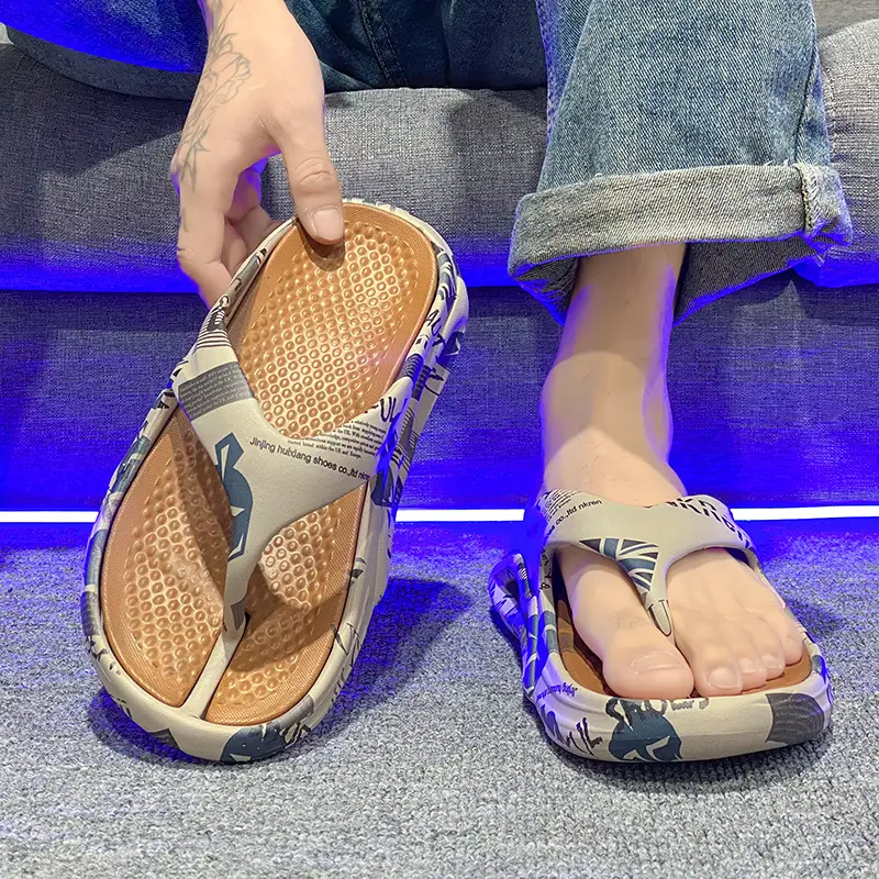 High-end Flip-flops for Men in Summer, Non-slip, Wear-resistant, Flip-flops for Outer Wear, Youth Outdoor Leisure, Large Size Beach Slippers - Image 8