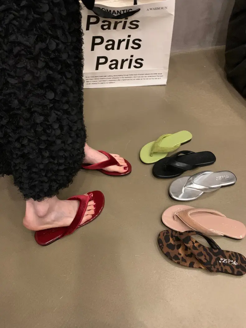 Women's Leopard Print Silver Flip Flops Summer — feature 10