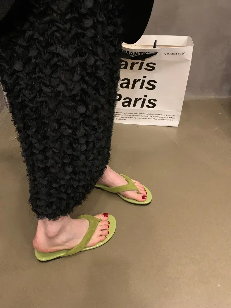 Women's Leopard Print Silver Flip Flops Summer — feature 5