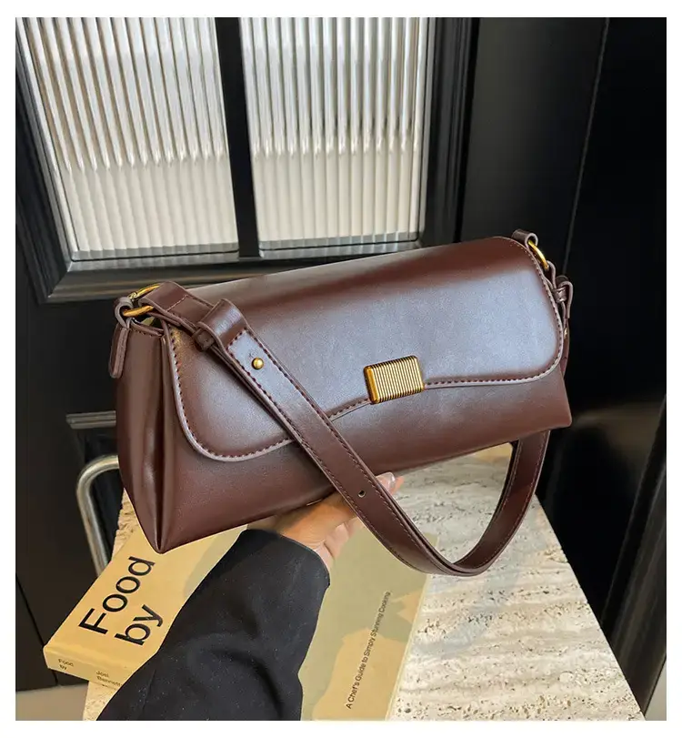 Brown Leather Crossbody Bag for Women 2024 — feature 3