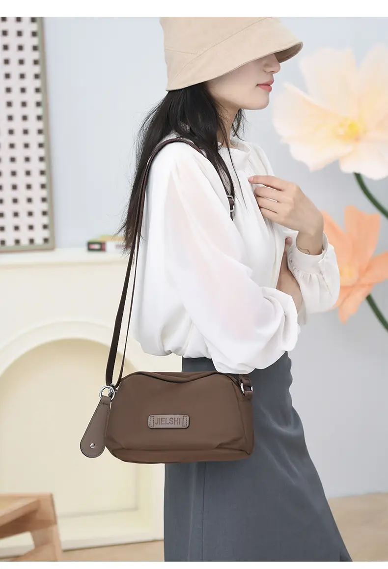 Japanese Trendy Black Crossbody Bag for Women — feature 23