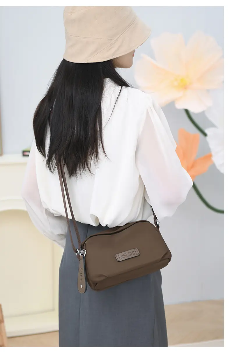 Japanese Trendy Black Crossbody Bag for Women — feature 24