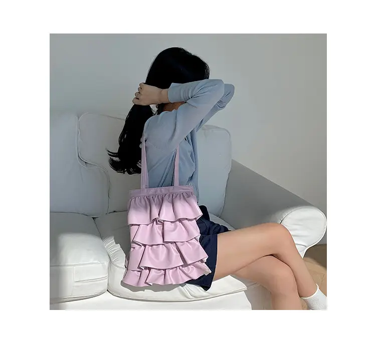 Silver Ruffled Shoulder Bag for Women 2023 — feature 15