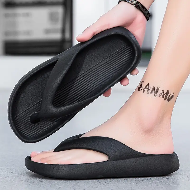 EVA New Summer Flip-Flops Men's Thick Bottom Increased Non-Slip Wear-Resistant Sandals Beach Fashion Solid Color Slippers