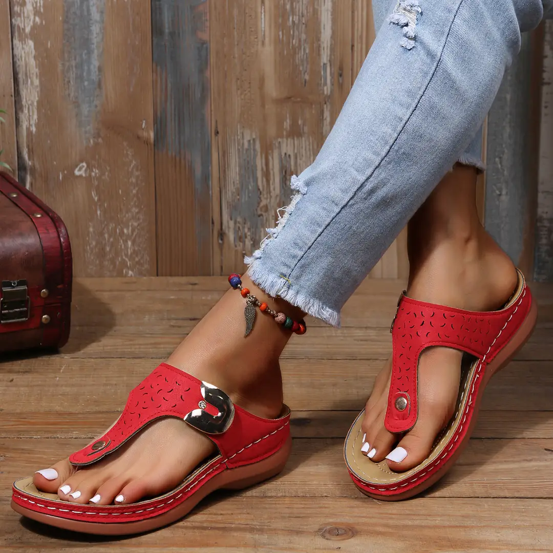 Foreign Trade Large Size Slippers for Women Summer New European and American Fashion Wedge Flip-Flops Outer Wear Beach Slippers for Women - Image 7