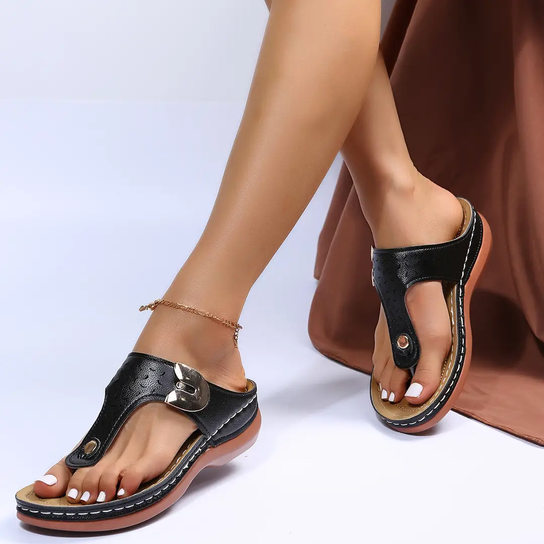 Foreign Trade Large Size Slippers for Women Summer New European and American Fashion Wedge Flip-Flops Outer Wear Beach Slippers for Women - Image 9
