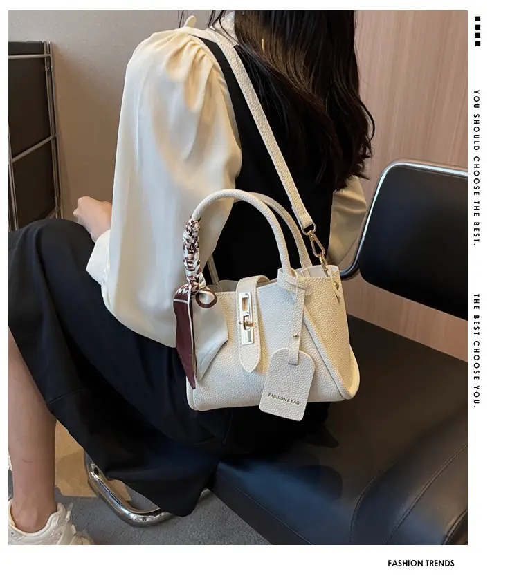 Brown Women's Shoulder Messenger Bag with Chain Strap — feature 5