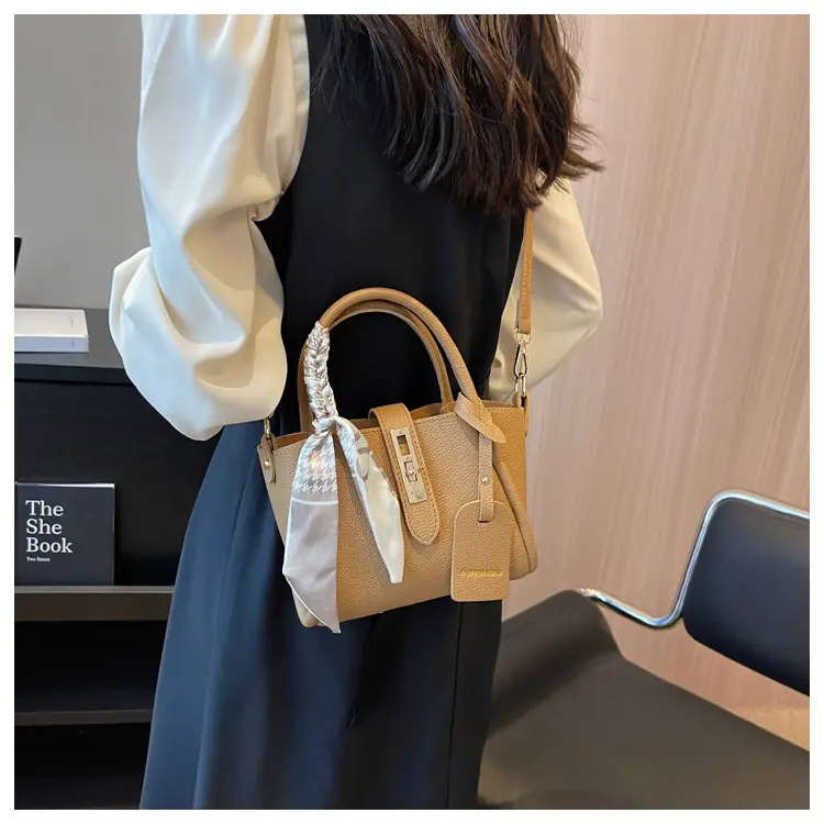 Brown Women's Shoulder Messenger Bag with Chain Strap — feature 8