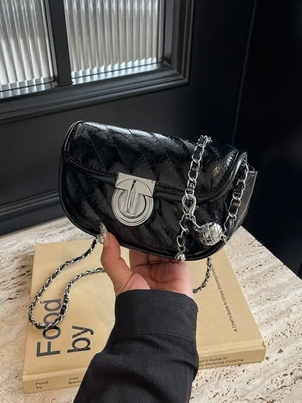 2026 Silver Lock Chain Crossbody Bag for Women - Image 6