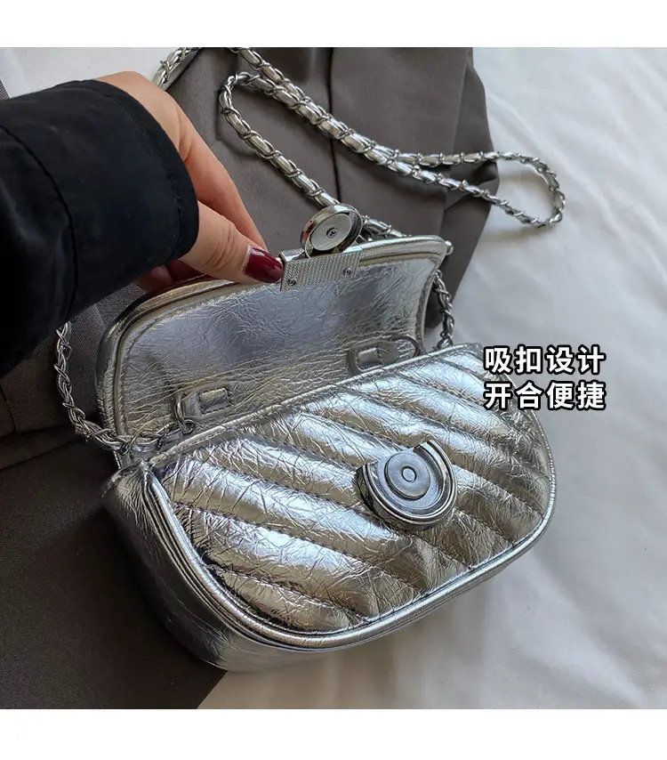 2026 Silver Lock Chain Crossbody Bag for Women — feature 14