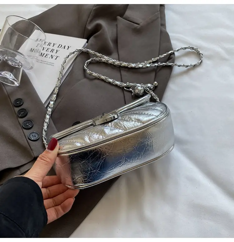 2026 Silver Lock Chain Crossbody Bag for Women — feature 30
