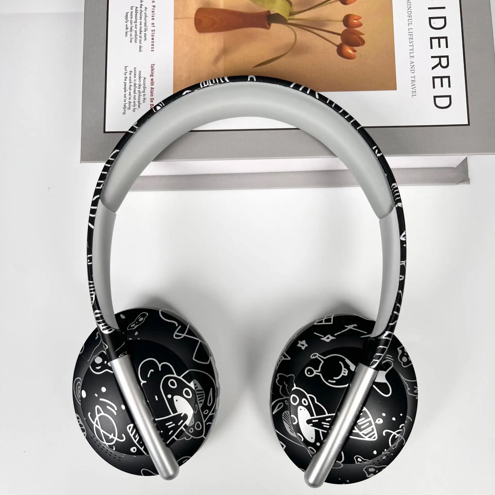 Trendy P7233 Bluetooth Headset with Colorful Design - Image 4