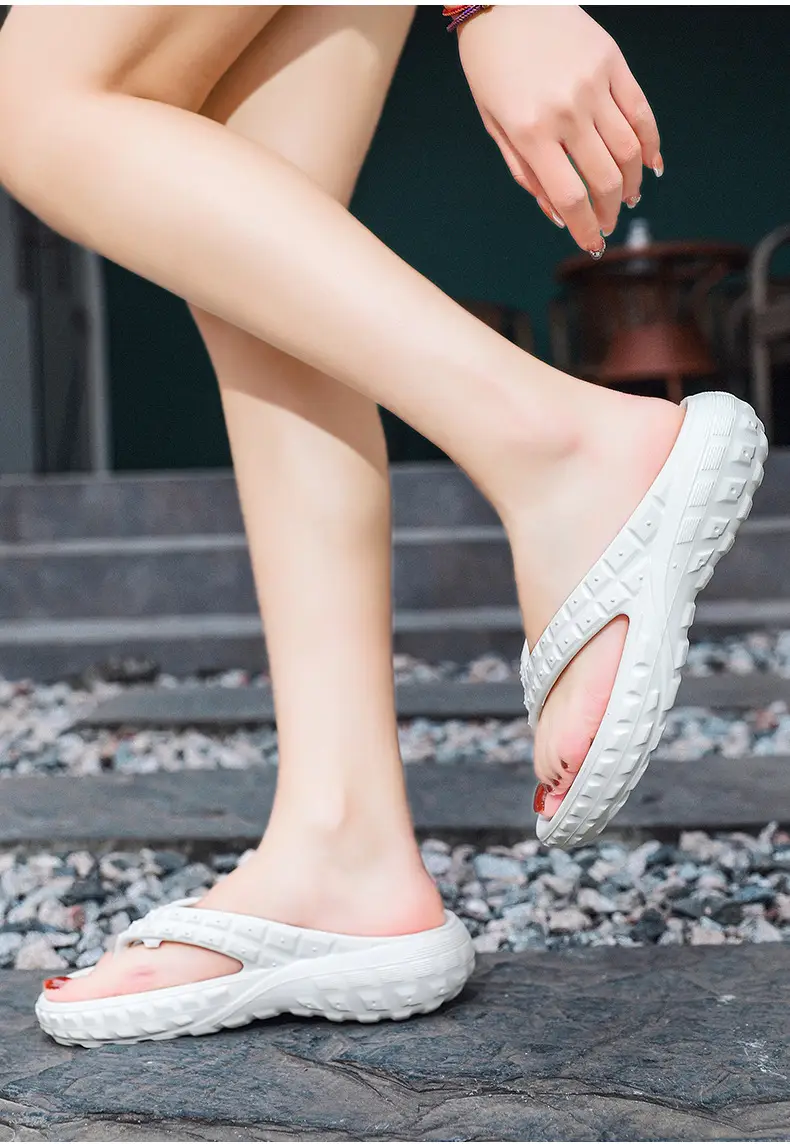 Cross-border flip-flops men's summer new men's and women's sandals plus size tide shoes outdoor beach shoes flip-flops wholesale — feature 8