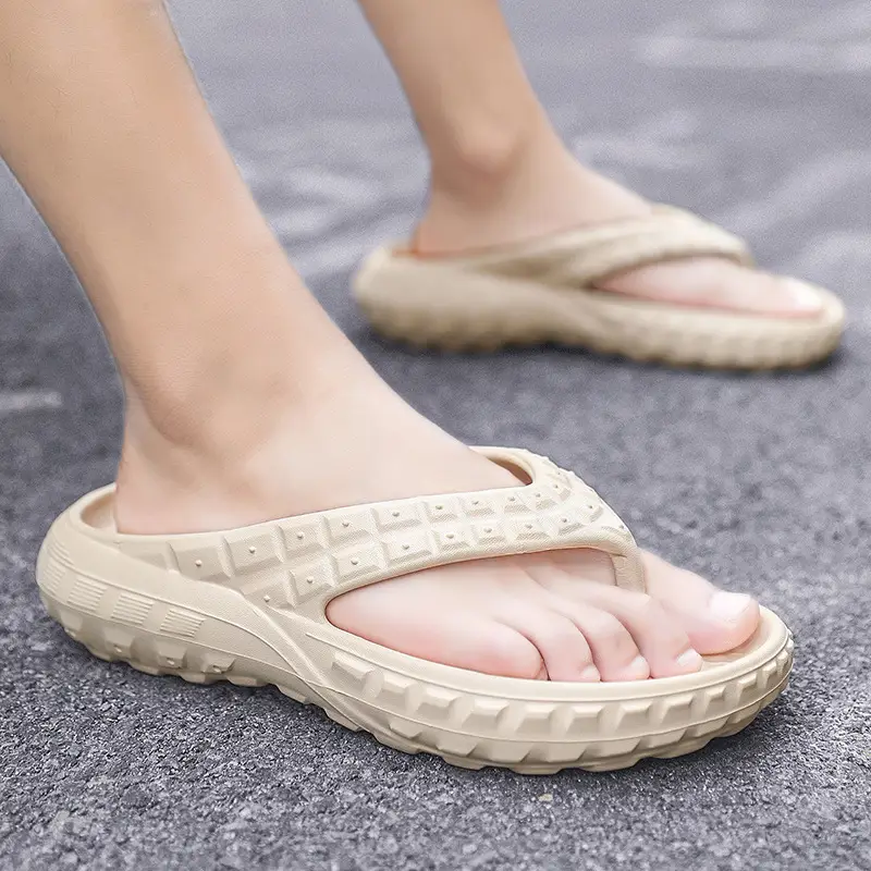 Cross-border flip-flops men's summer new men's and women's sandals plus size tide shoes outdoor beach shoes flip-flops wholesale