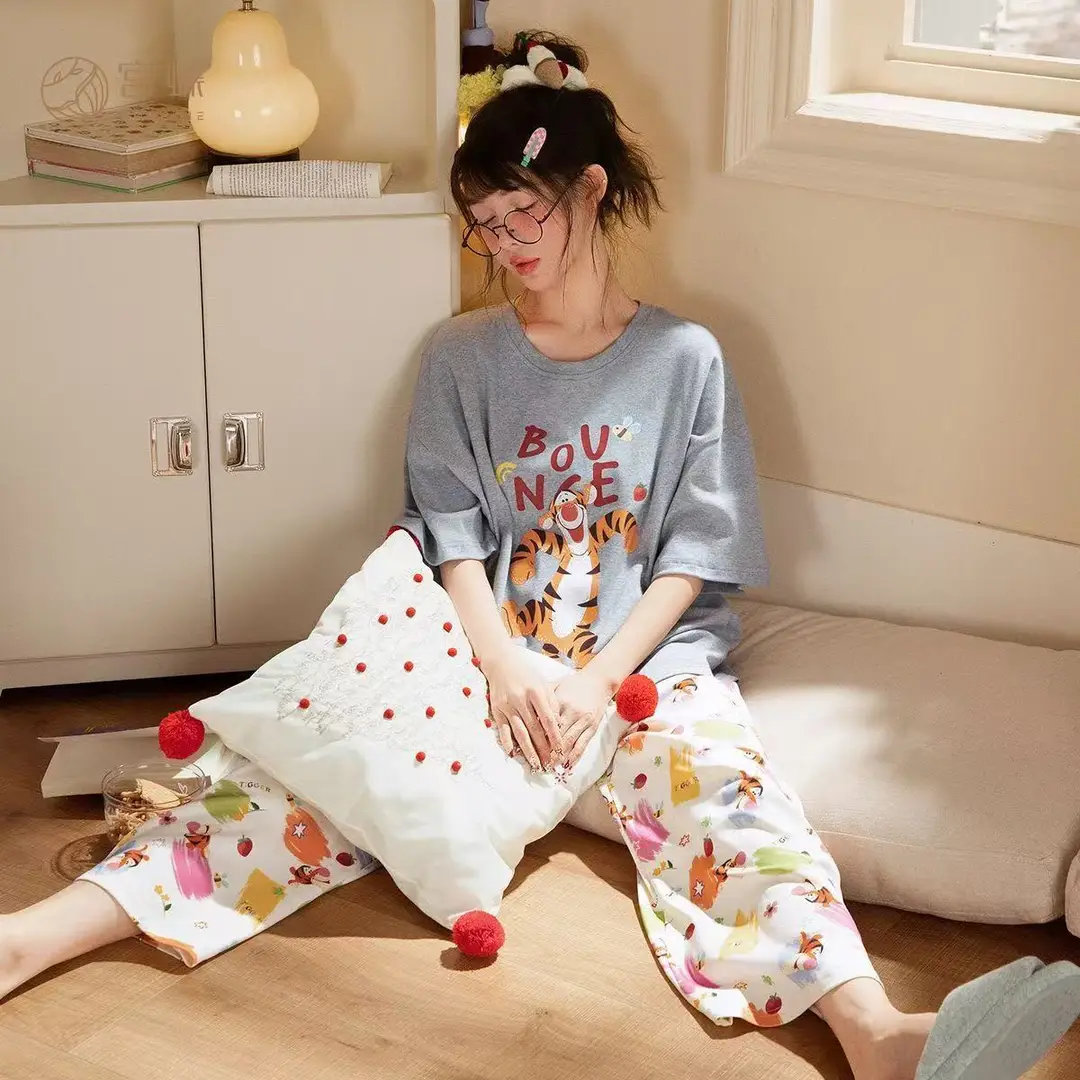 Pajamas Women's Short-Sleeved Pants Summer Cartoon Cute 2025 New Cartoon Spring and Summer Home Clothes Set Can Be Worn Outside