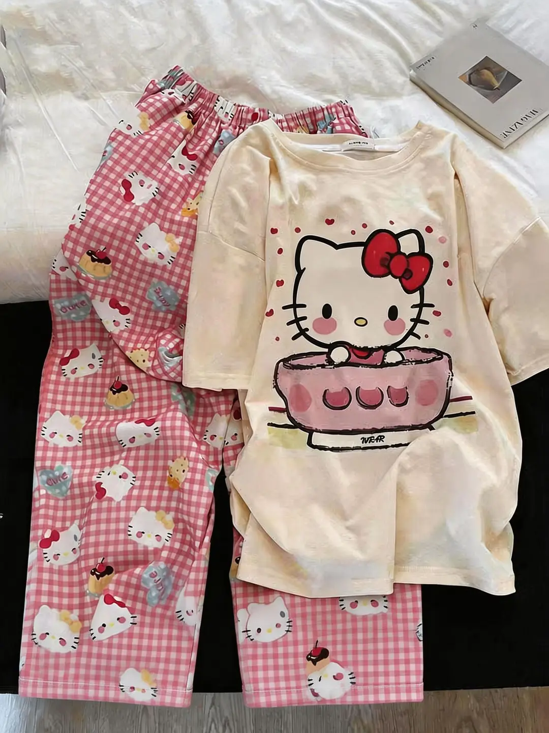 Pajamas Women's Short-Sleeved Pants Summer Cartoon Cute 2025 New Cartoon Spring and Summer Home Clothes Set Can Be Worn Outside