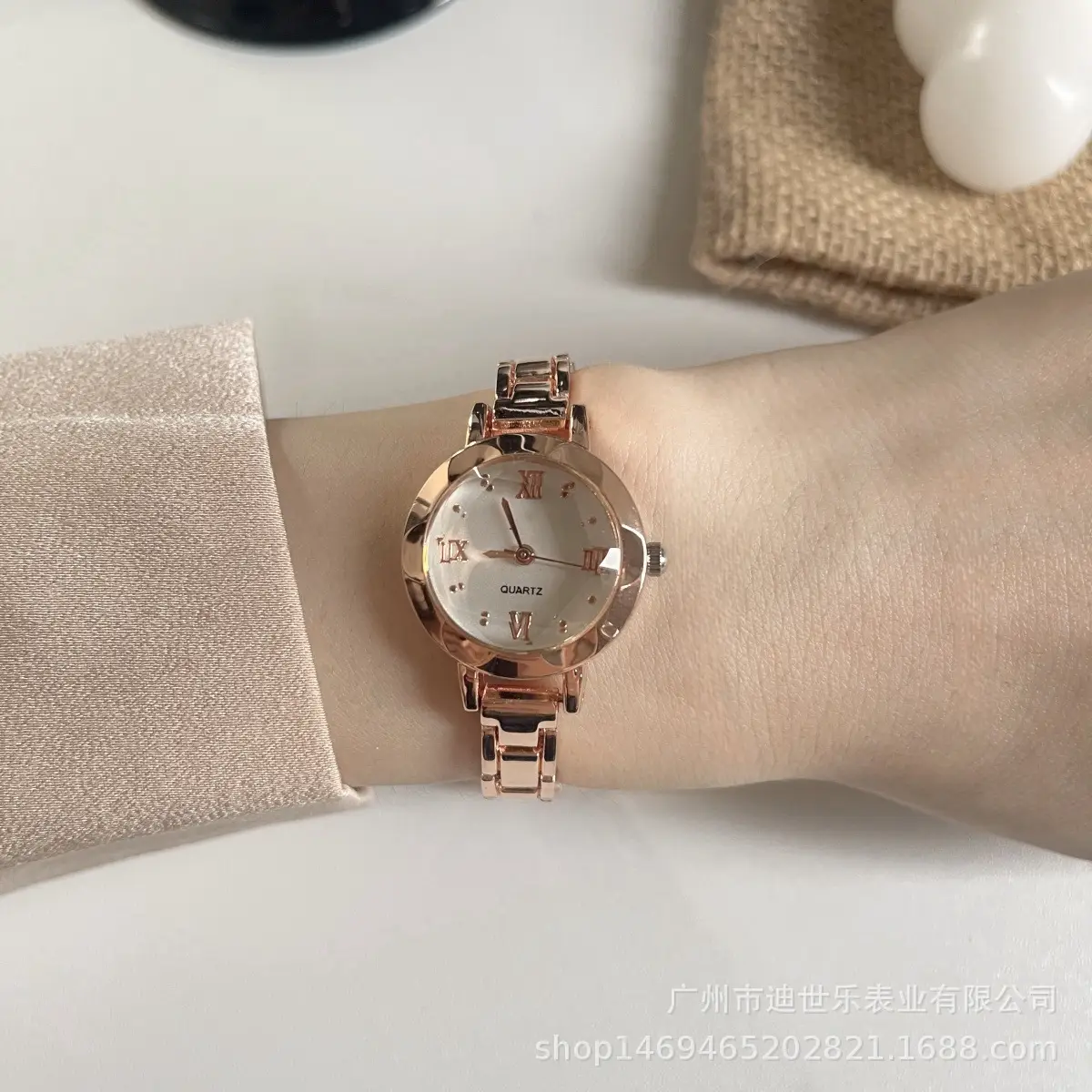 Explosive French Niche Watch Silver All-match Luxury — feature 15