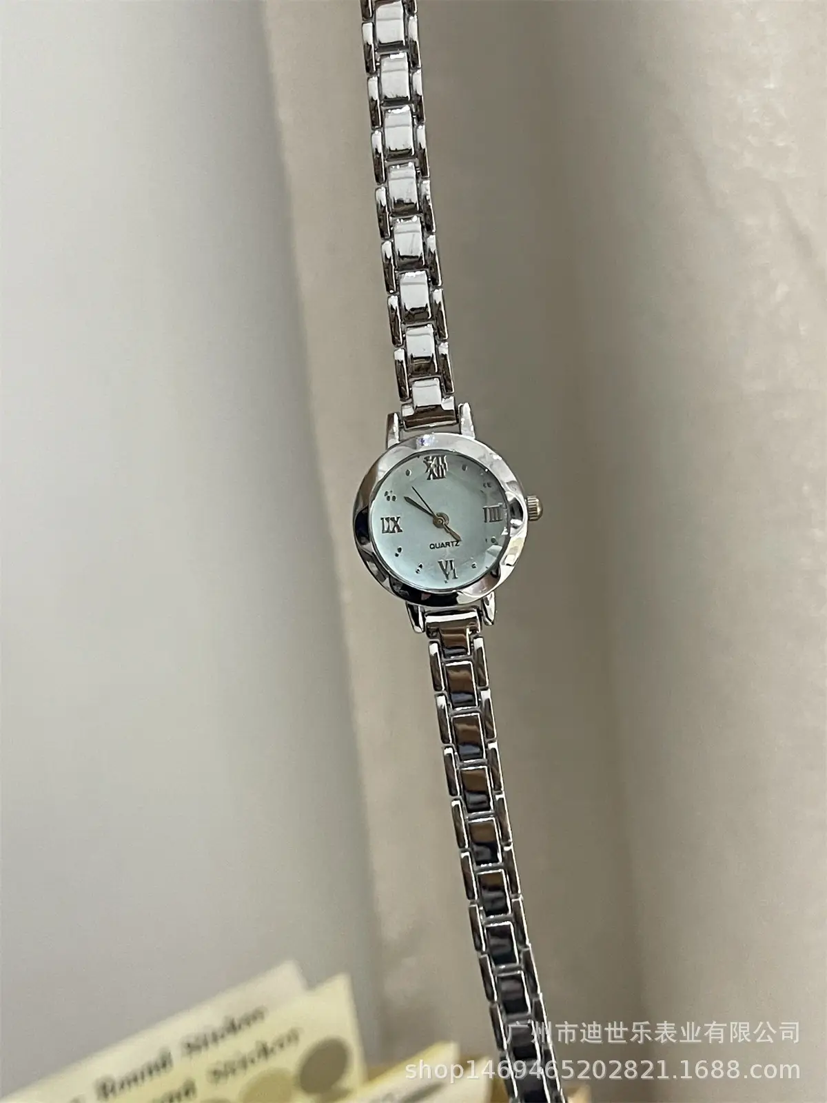 Explosive French Niche Watch Silver All-match Luxury - Image 2