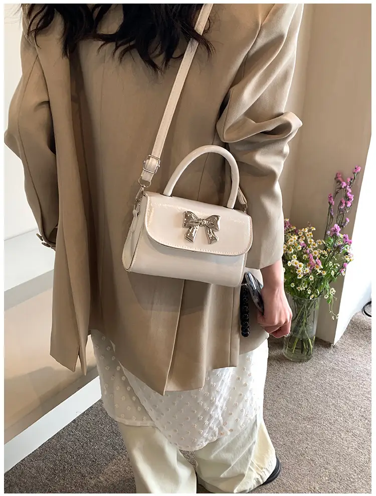 White Bow Shoulder Crossbody Bag 2024 Spring — feature 18