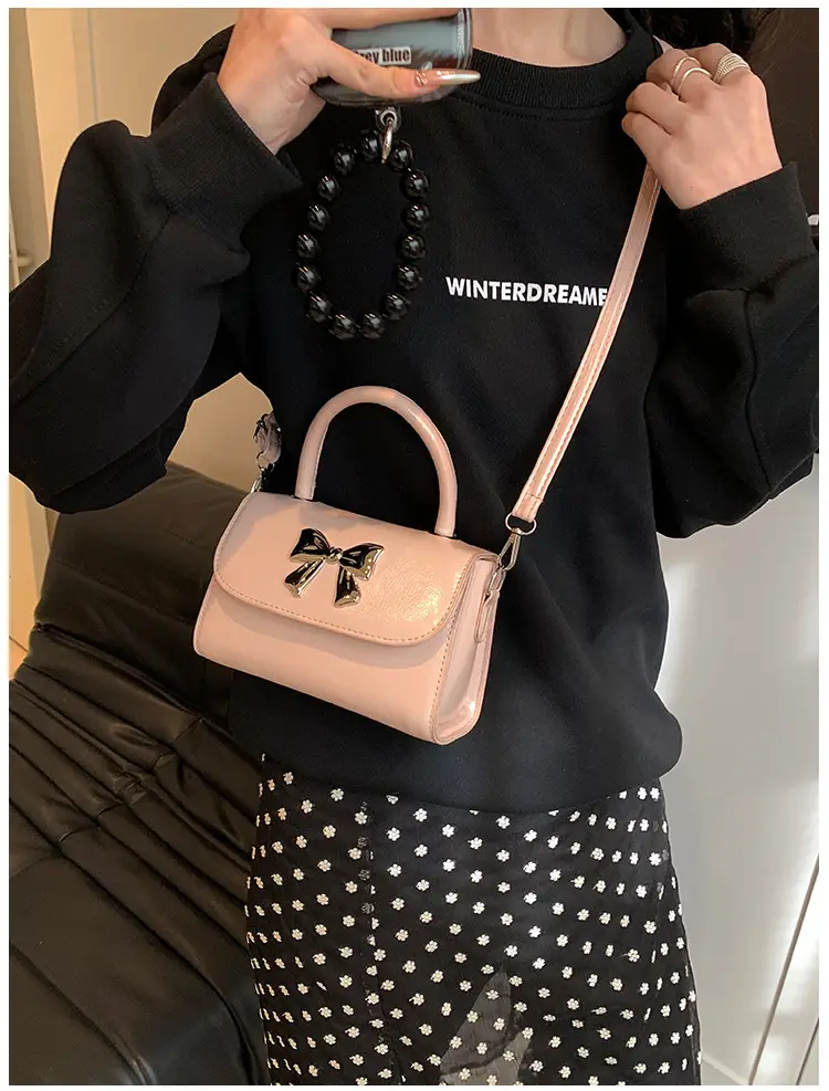 White Bow Shoulder Crossbody Bag 2024 Spring — feature 9