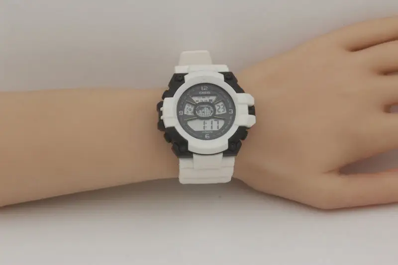 Luminous Kids Digital Watch with Waterproof Ring — feature 15