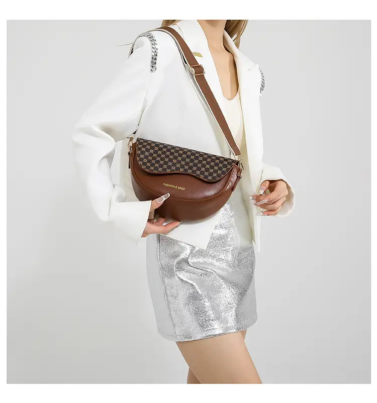 Korean Vintage Leopard Print Saddle Bag for Women — feature 21