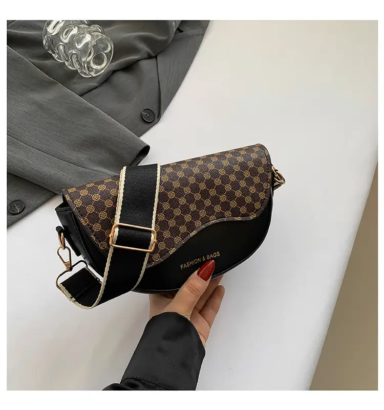 Korean Vintage Leopard Print Saddle Bag for Women — feature 37