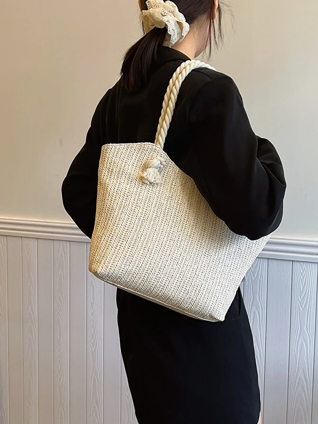 Large Capacity Woven Straw Shoulder Bag 2024 - Image 5
