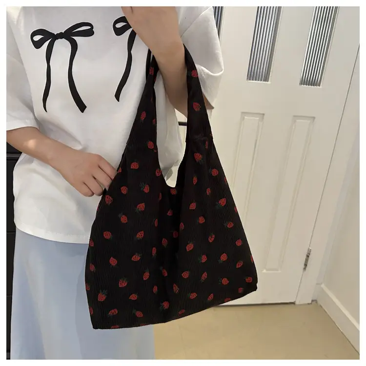 Women's Black Floral Flannel Shoulder Bag Large Capacity — feature 20