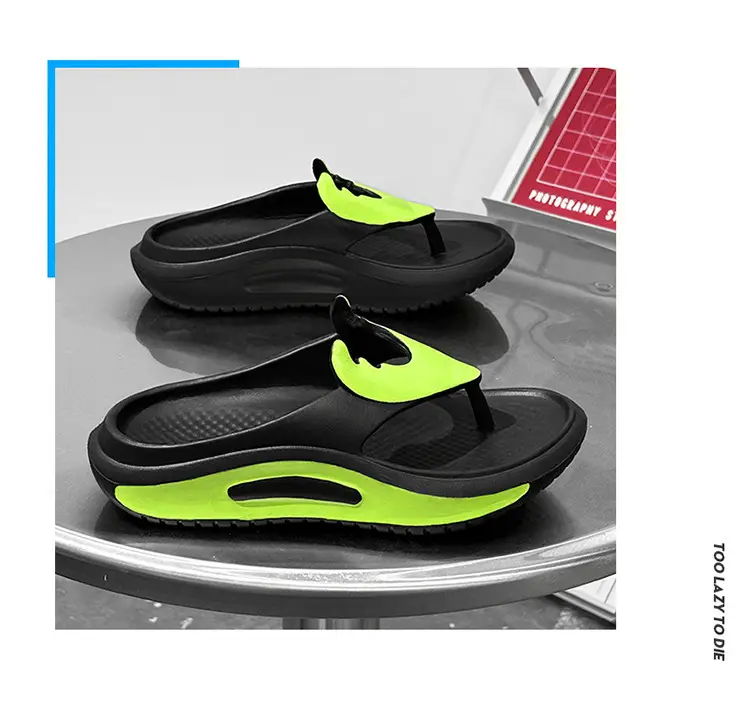 Flip-flops men's summer latest outdoor wear non-slip deodorant soft bottom flip-flops outdoor leisure beach slippers — feature 29