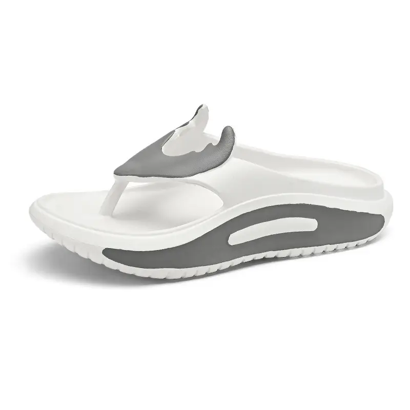 Flip-flops men's summer latest outdoor wear non-slip deodorant soft bottom flip-flops outdoor leisure beach slippers - Image 3