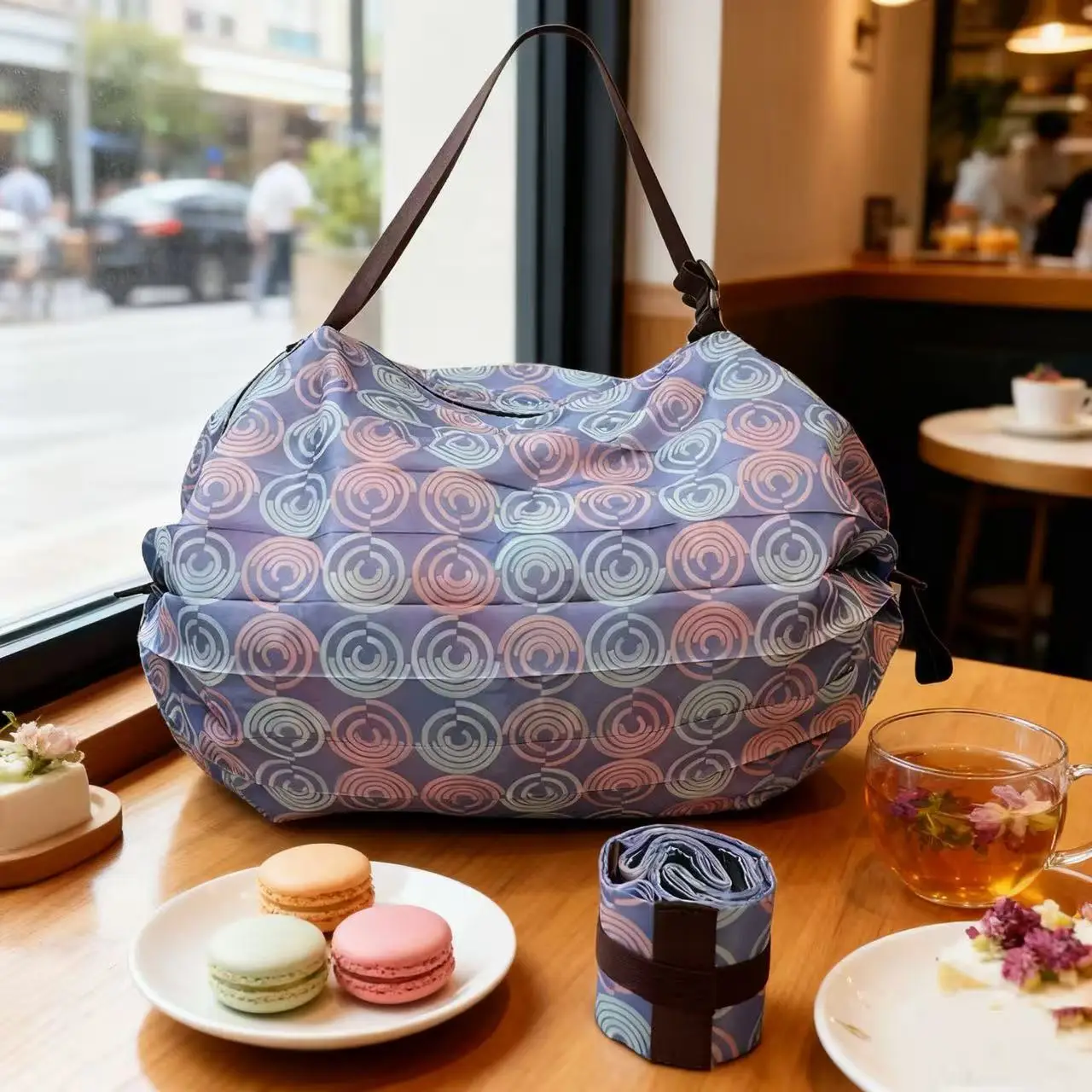 Green Foldable Tote Bag for Women, Large Capacity, Roll-Up Design — feature 25