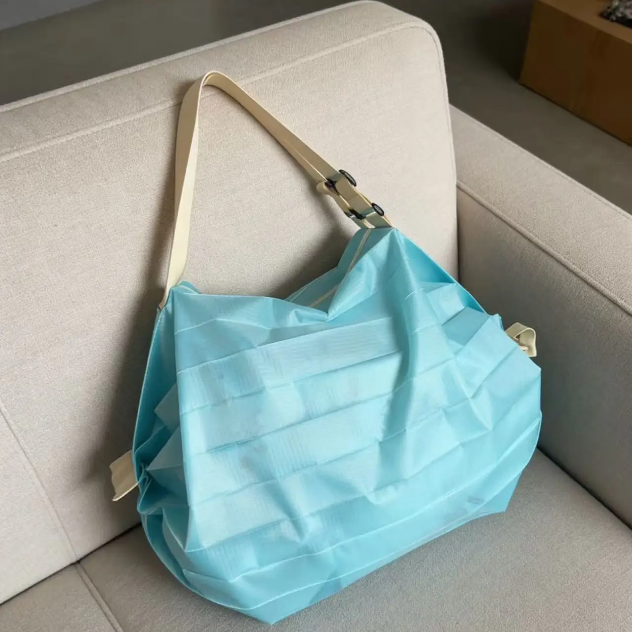 Green Foldable Tote Bag for Women, Large Capacity, Roll-Up Design - Image 21