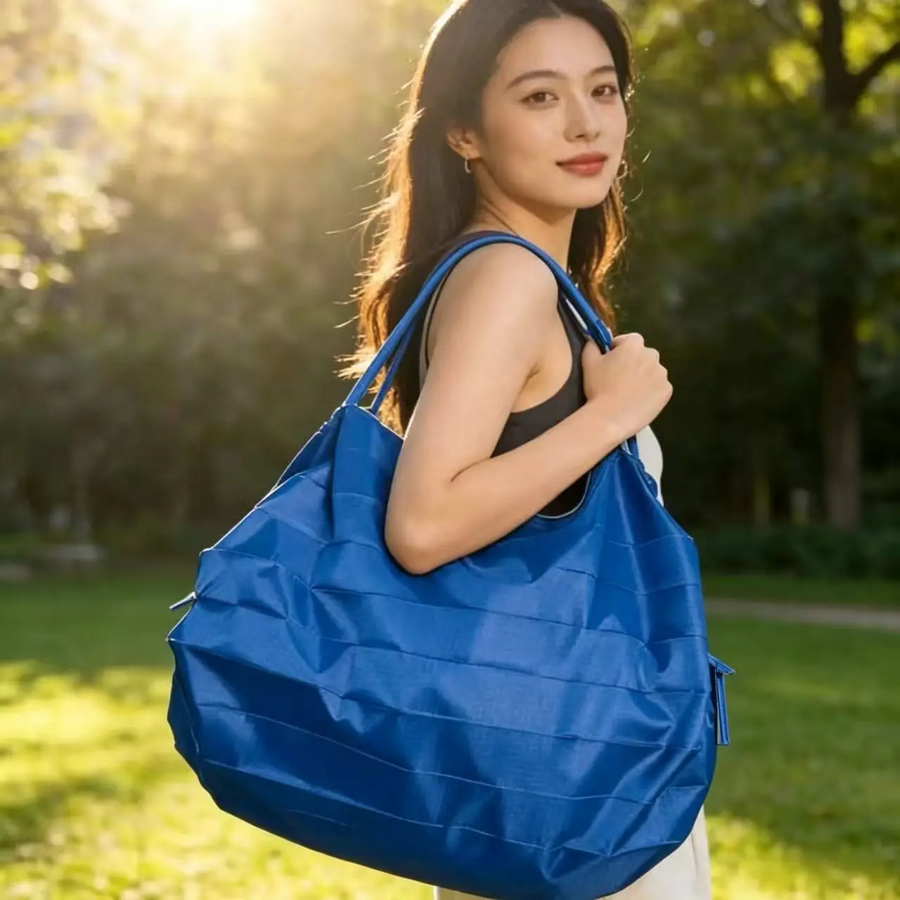 Green Foldable Tote Bag for Women, Large Capacity, Roll-Up Design - Image 25