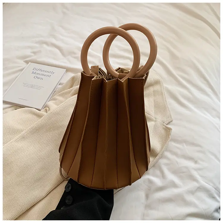 2026 Summer Pleated Bag for Women Crossbody Mobile — feature 21