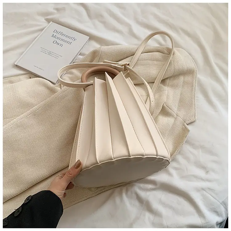 2026 Summer Pleated Bag for Women Crossbody Mobile — feature 28