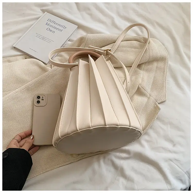 2026 Summer Pleated Bag for Women Crossbody Mobile — feature 30