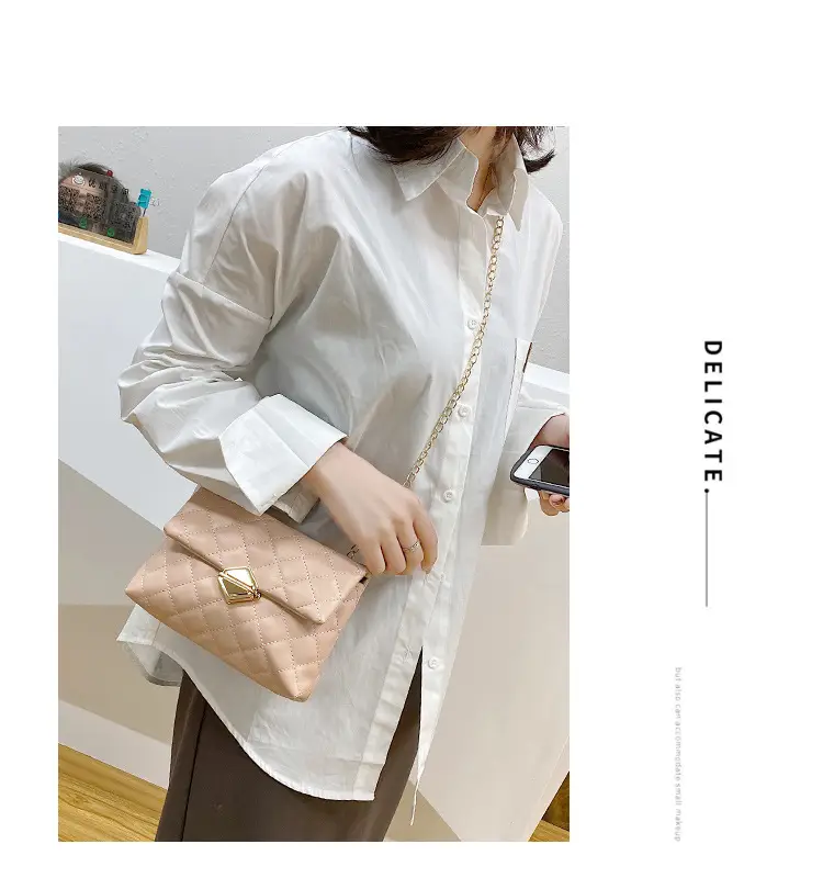 Ice Cream Lock Chain Crossbody Bag 2024 New Fashion — feature 12