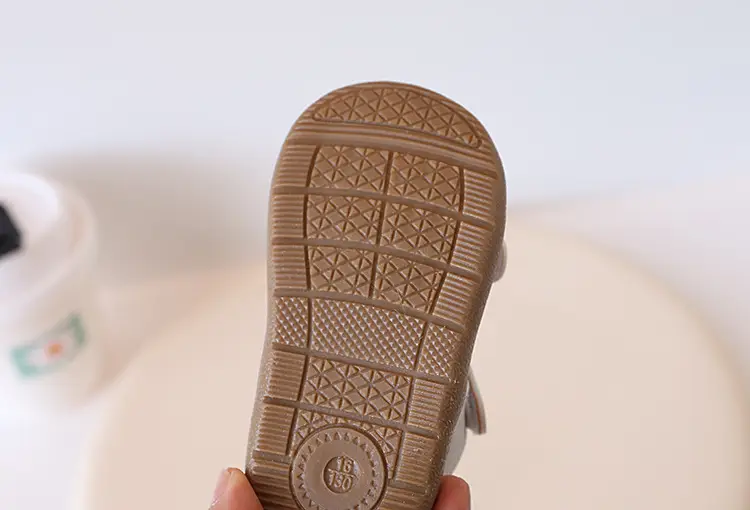 Baby Shoes Summer New Girls' Toe Sandals Machine Shoes All-match Boys' Soft Sole Toe Kick-proof Toddler Shoes — feature 21